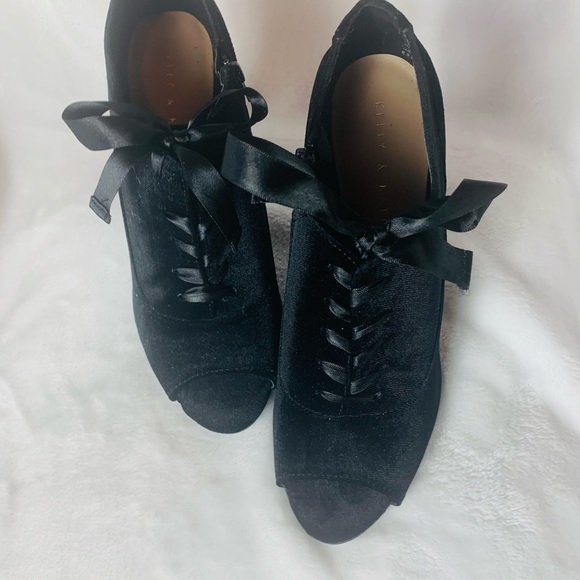 Kelly & Katie Black Velvet Peep Toe Bootie - Picture 4 of 9